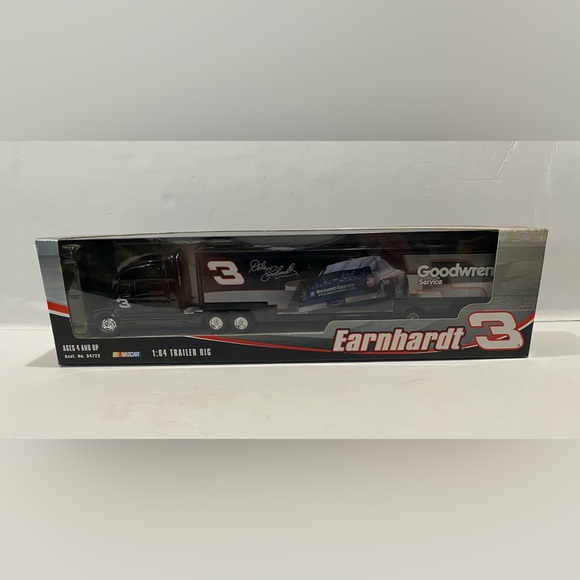 WINNERS CIRCLE DALE EARNHARDT #3 Trailer Rig  1:64 New In Box - Picture 1 of 3